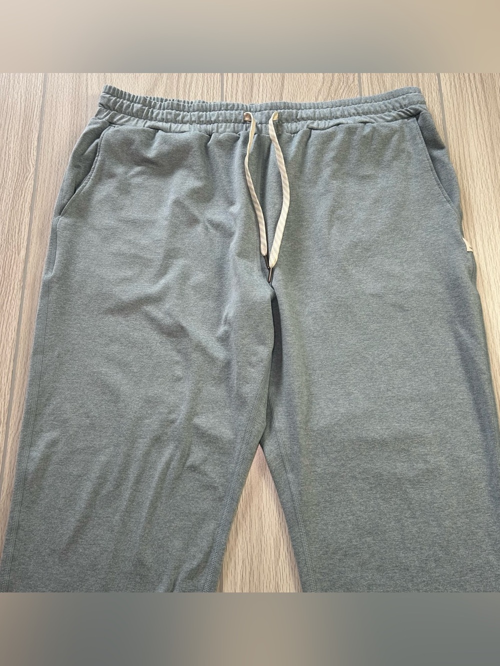 Vuori Women’s Performance Jogger Size Large Dreamknit Gym Athletic Pants Blue - Picture 4 of 15